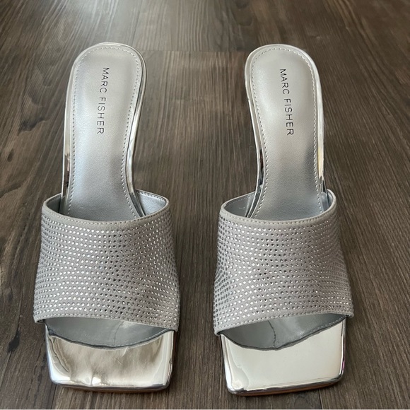 Marc Fisher NEW Silver Metallic Rhinestone Square Toe MFDANRIE Shimmery Heels - Picture 3 of 16